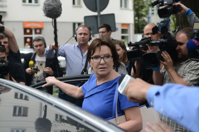 Kopacz: Pojechałam do Moskwy opiekować się rodzinami, innej roli nie pełniłam