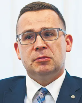2998157-bartlomiej.jpg