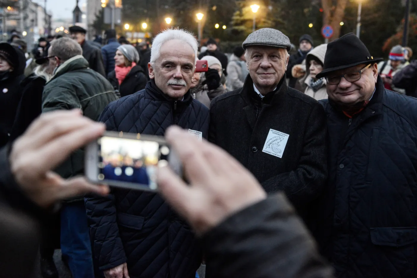 3184945-protest4.jpg