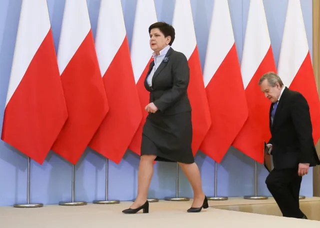Premier: Decyzje dot. Misiewicza to kompetencja szefa MON