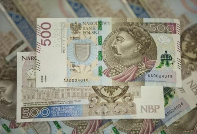 NBP: Banknot 500 zł trafił do obiegu