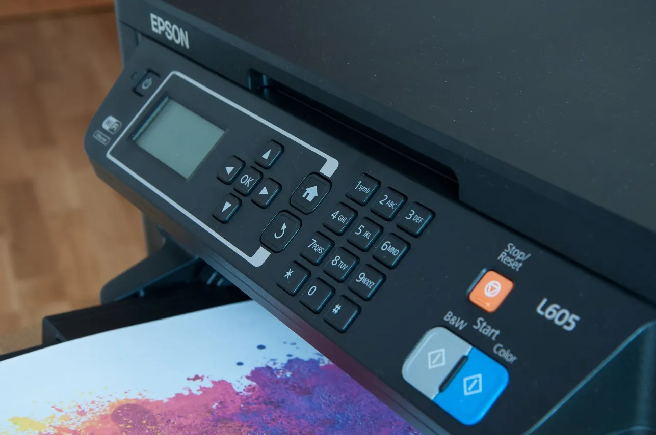 Epson L605