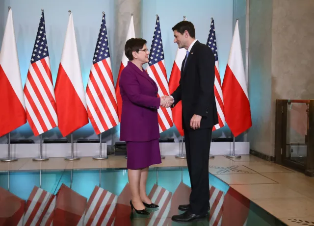 Ryan: Stoimy ramię w ramię z polskimi sojusznikami