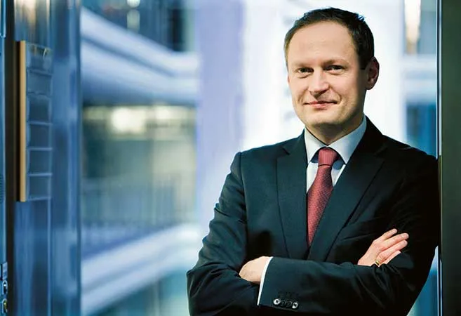 Adam Pers – Wiceprezes Zarządu 
ds. Bankowości Korporacyjnej i Inwestycyjnej, mBank
