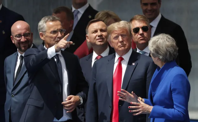 Stoltenberg: Szczyt NATO zatwierdził decyzje o nowych dowództwach