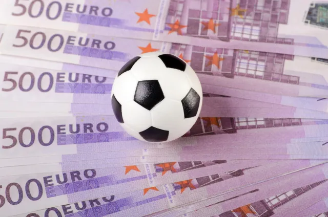 Real Madryt z Pekinu. Wielkie kluby mogą zostać przeniesione do Chin, jeśli tam przyniosą większy dochód [WYWIAD]