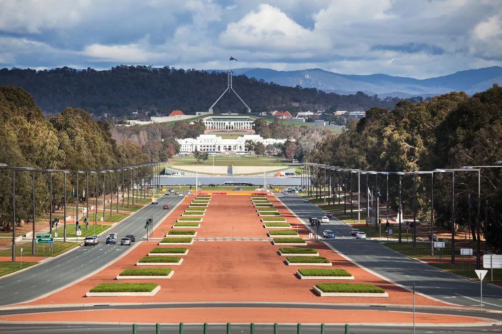 3256757-canberra.jpg