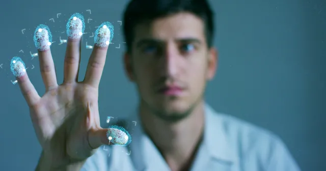 Obowiązkowa biometria już w ogłoszeniu o pracę? Są argumenty na tak