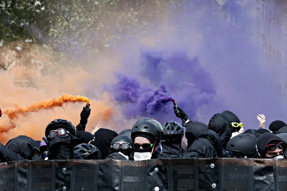 Zadiści - ostatnie starcie. Na zachodzie Francji trwa wojna anarchistów z rządem