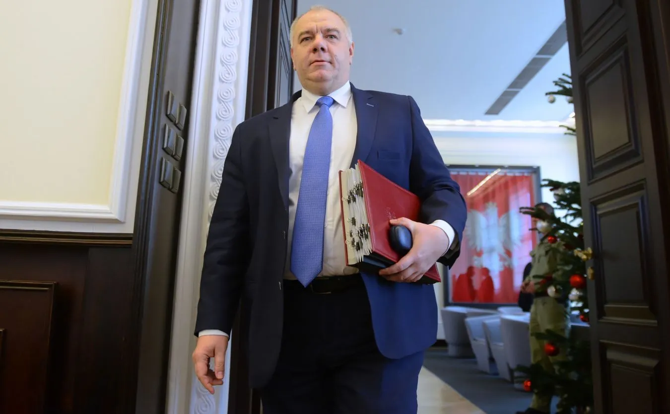 Sasin: Nie będzie podwyżek cen prądu dla klientów indywidualnych, firm i samorządów
