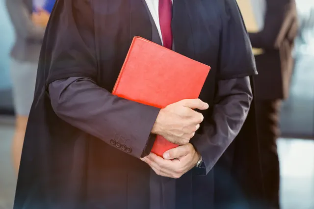 Czy ktoś uwierzy w niewinność Stefana W.? Na sali sądowej liczą się fakty. Nawet, gdy kraj żyje tylko emocjami