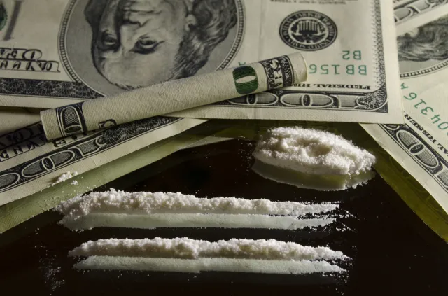 Narcos odnajdują się w pandemii. Gangi pomagają biednym i nadszarpują autorytet władzy