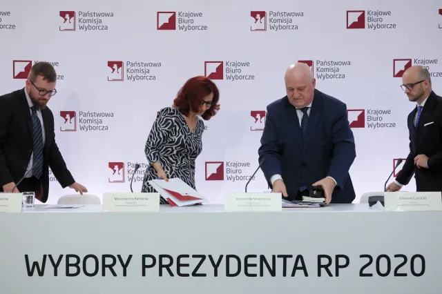 PKW: Frekwencja na godz. 12 wyższa niż w I turze