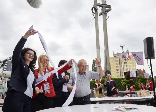 Dulkiewicz próbowała zaprosić Morawieckiego do rozmowy przy Okrągłym Stole