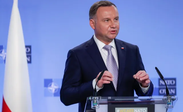 Dera: Prezydent nie skorzystał z prawa łaski dla Marka Falenty