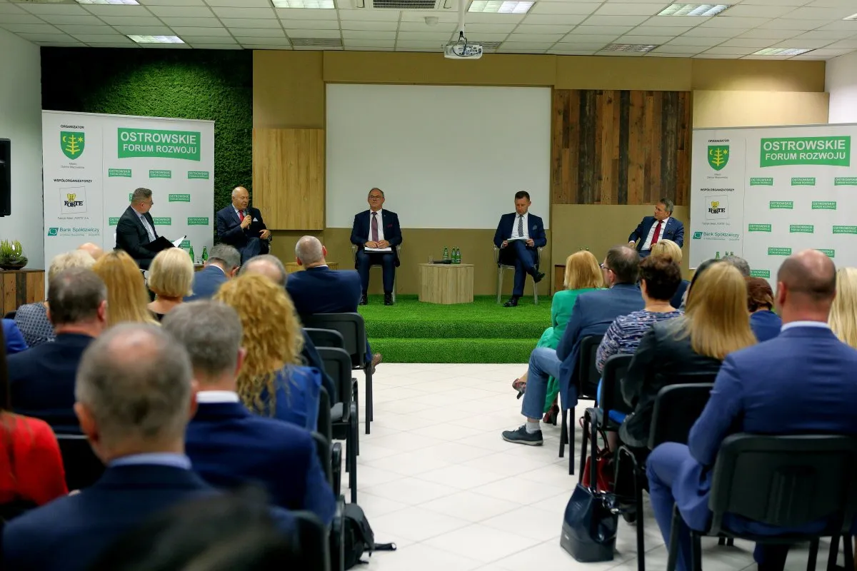 W kierunku nowych możliwości, Relacja z V Ostrowskiego Forum Rozwoju