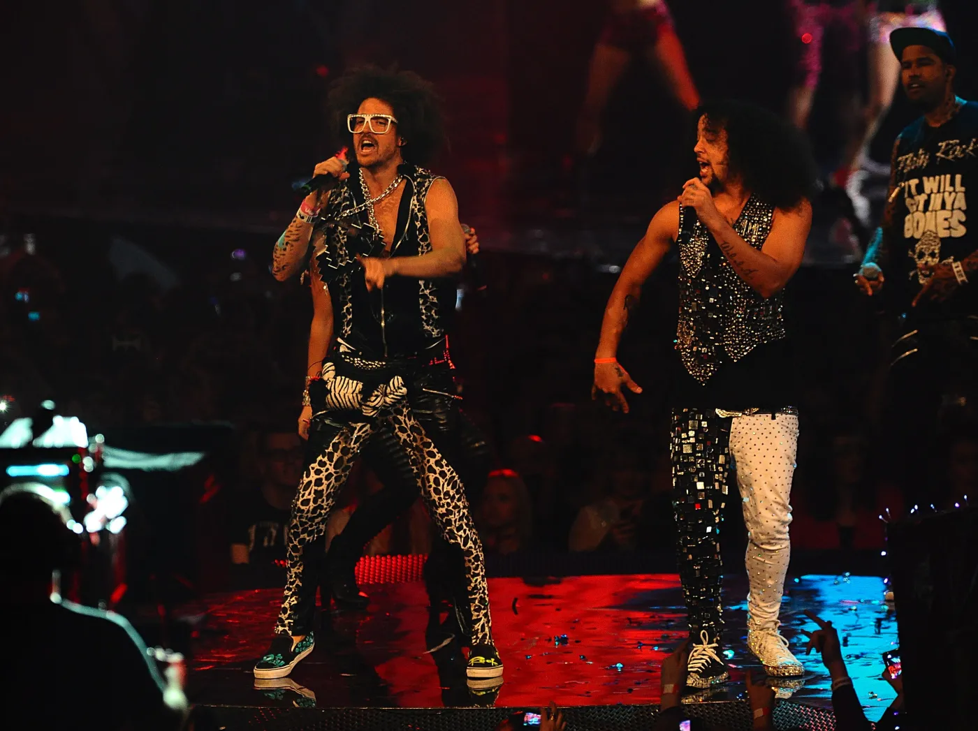 2700252-lmfao.jpg