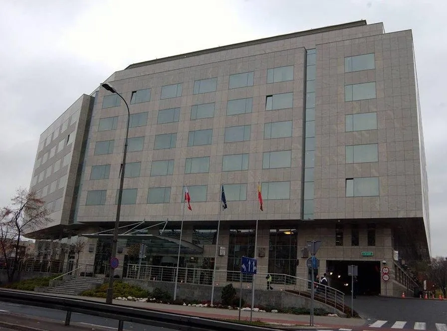 2823873-hotel.jpg