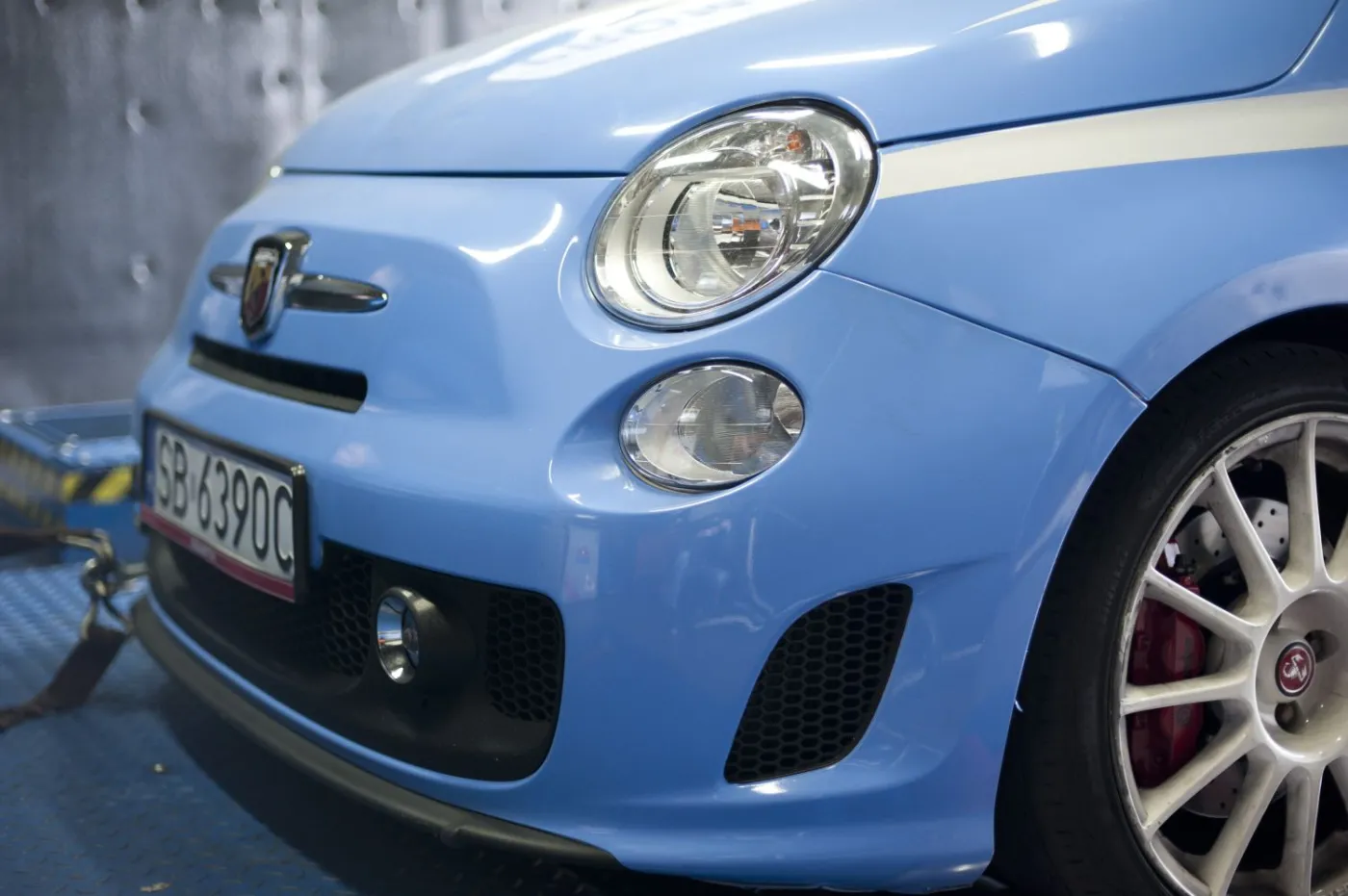 3299748-abarth.jpg