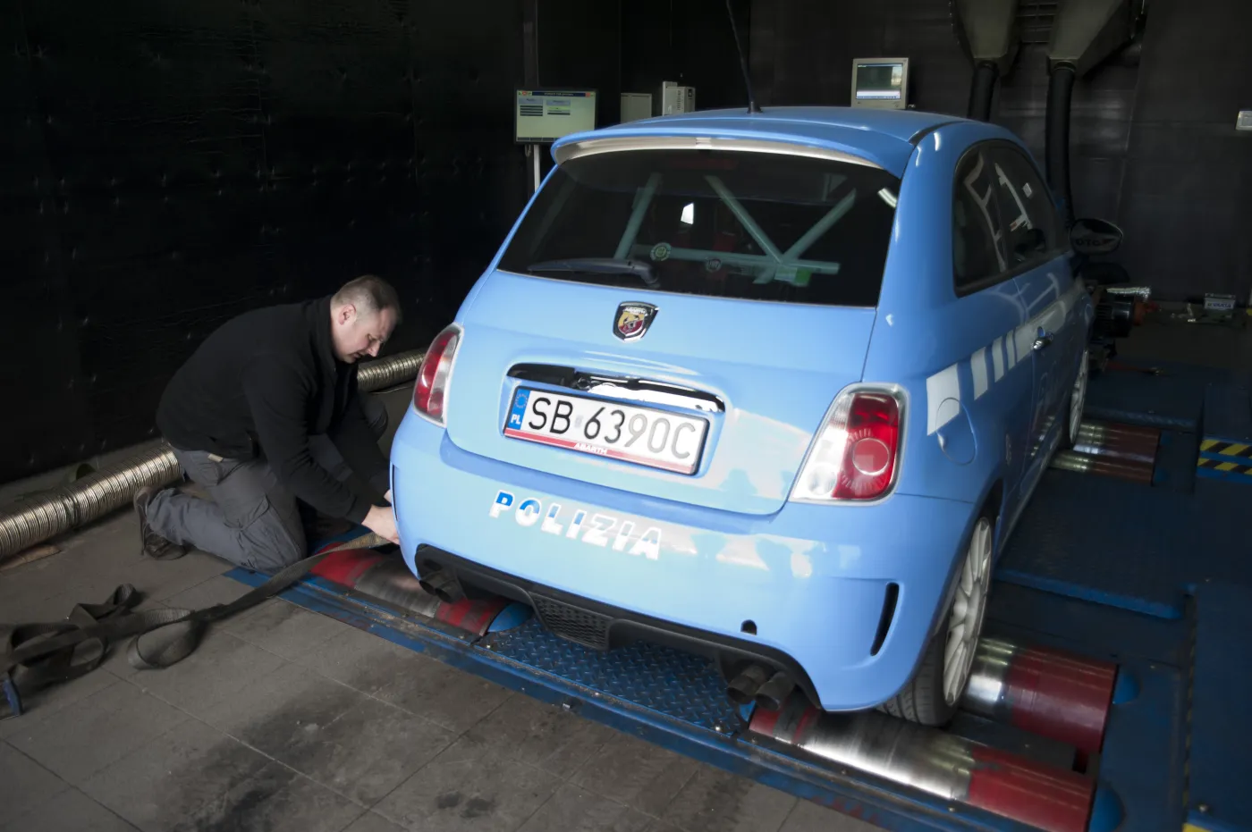 3299777-abarth.jpg