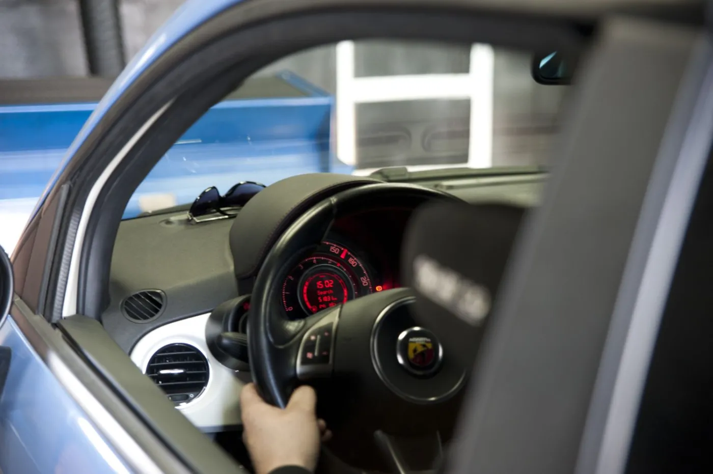 3300347-abarth.jpg