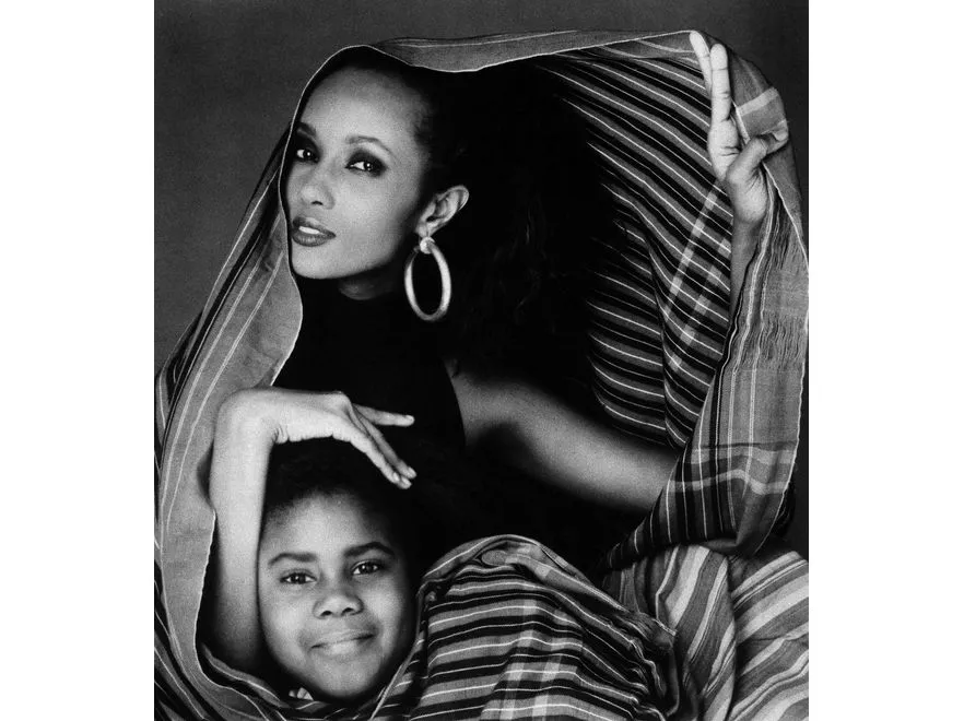 3322848-iman.jpg