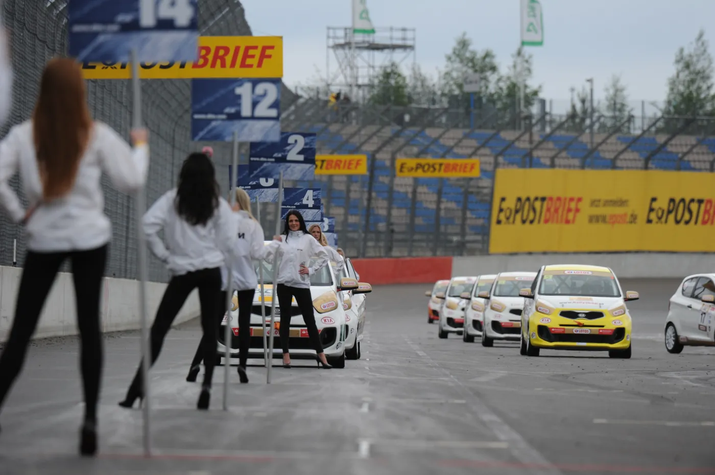   Kia Lotos Race