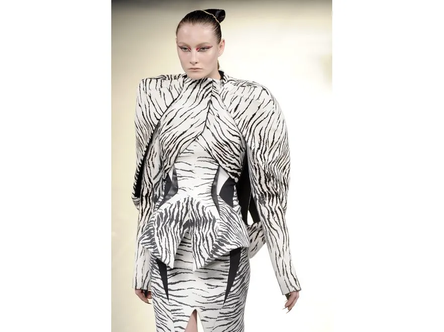 3163968-mugler.jpg