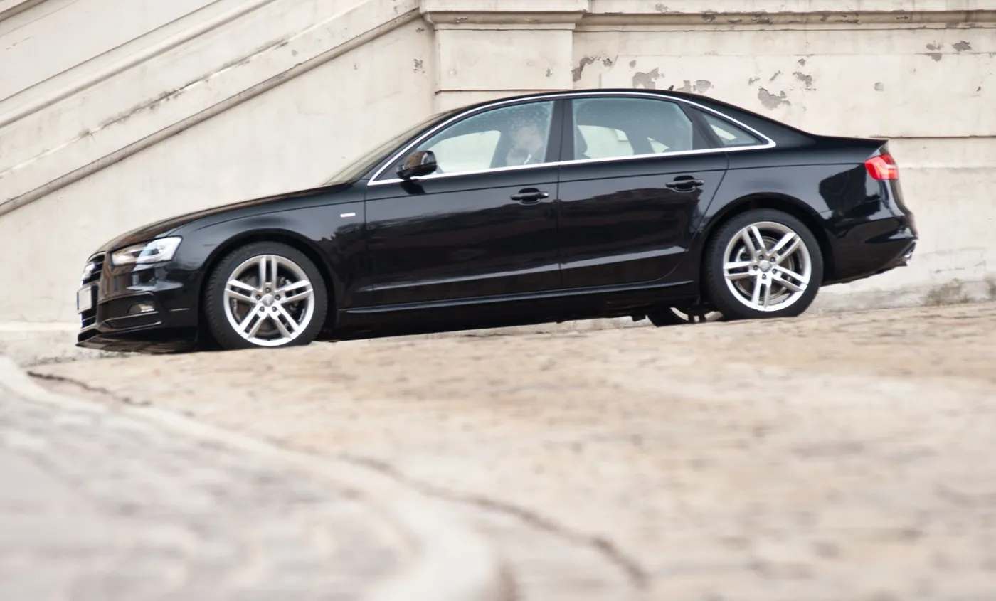 3248559-audi.jpg