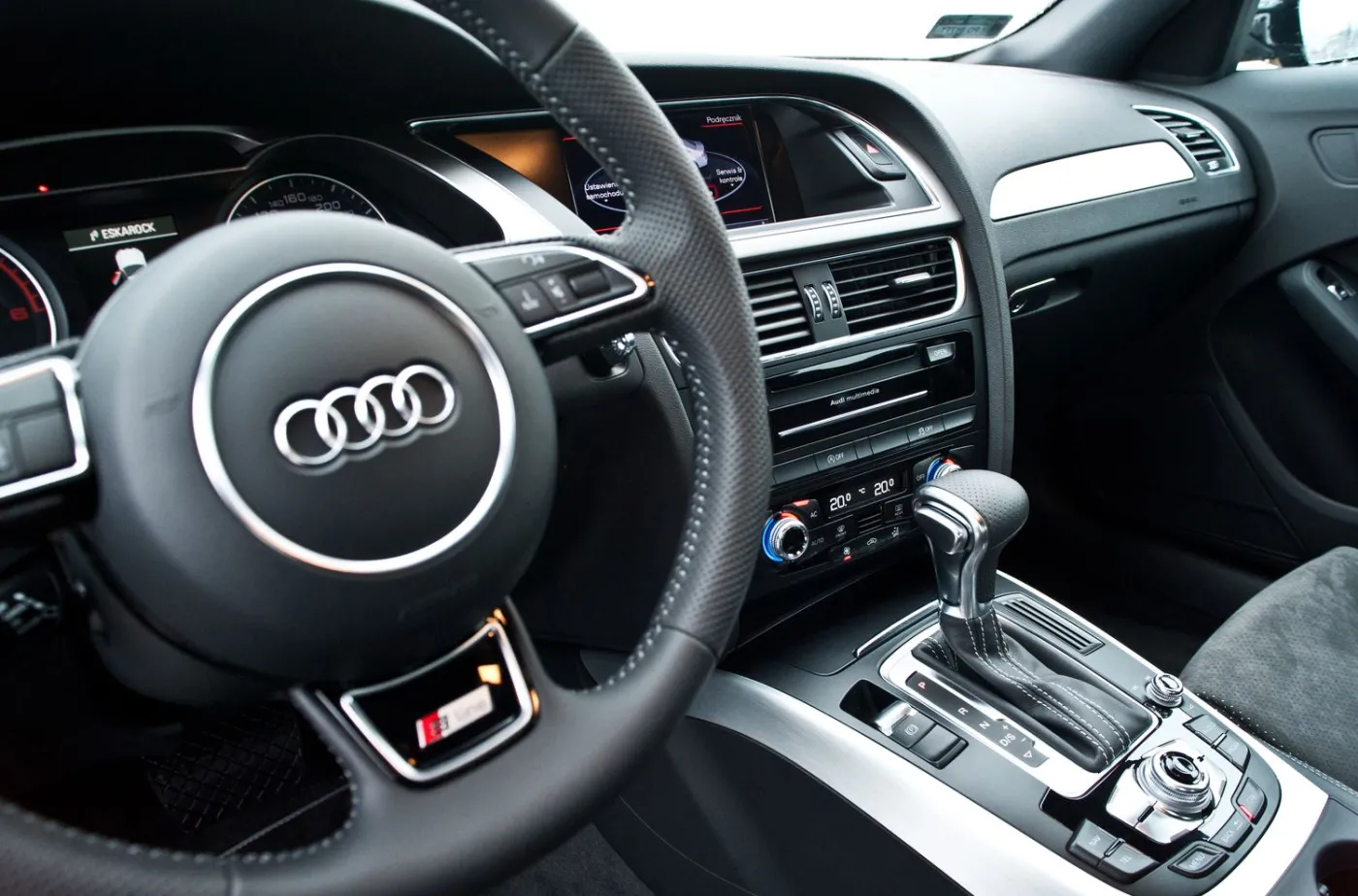 3248704-audi.jpg