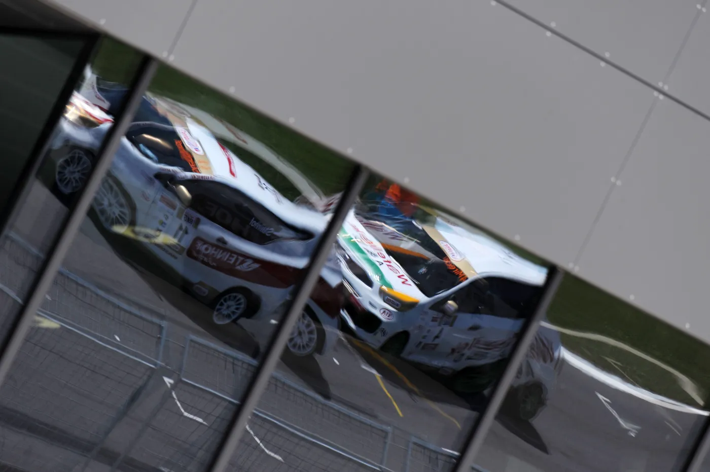 3527184-pic08.jpg