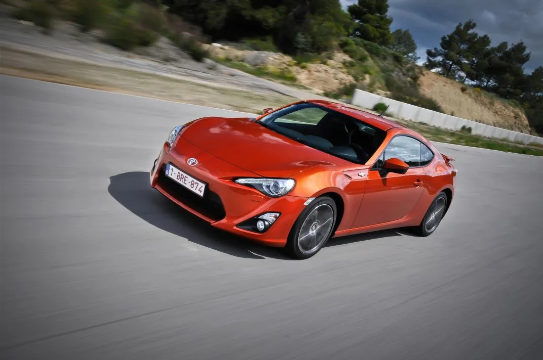 3532944-gt869.jpg
