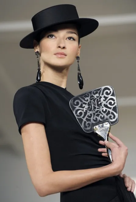 4043627-lato.jpg
