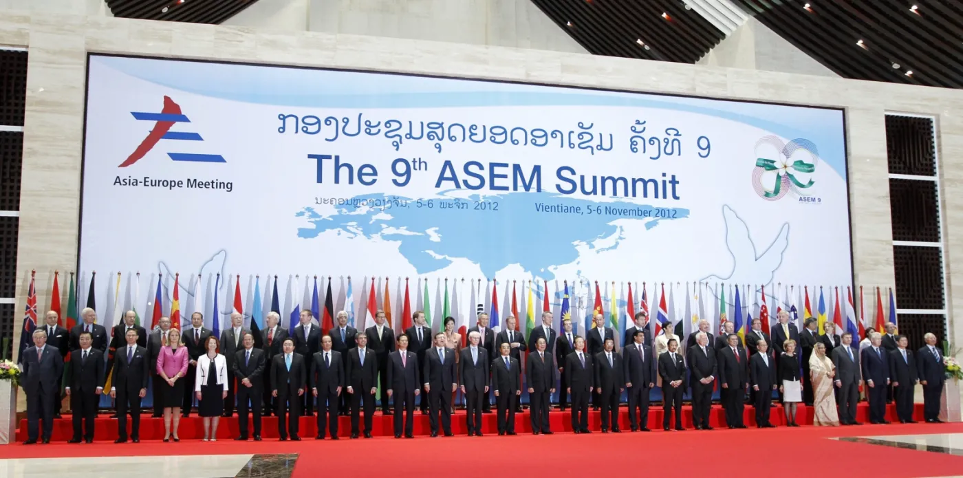 4235053-laos.jpg