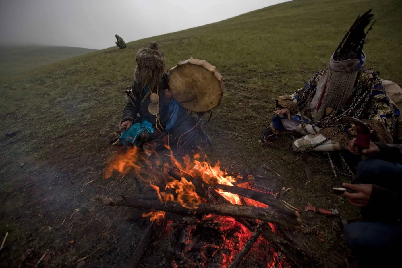 3874206-szaman.jpg