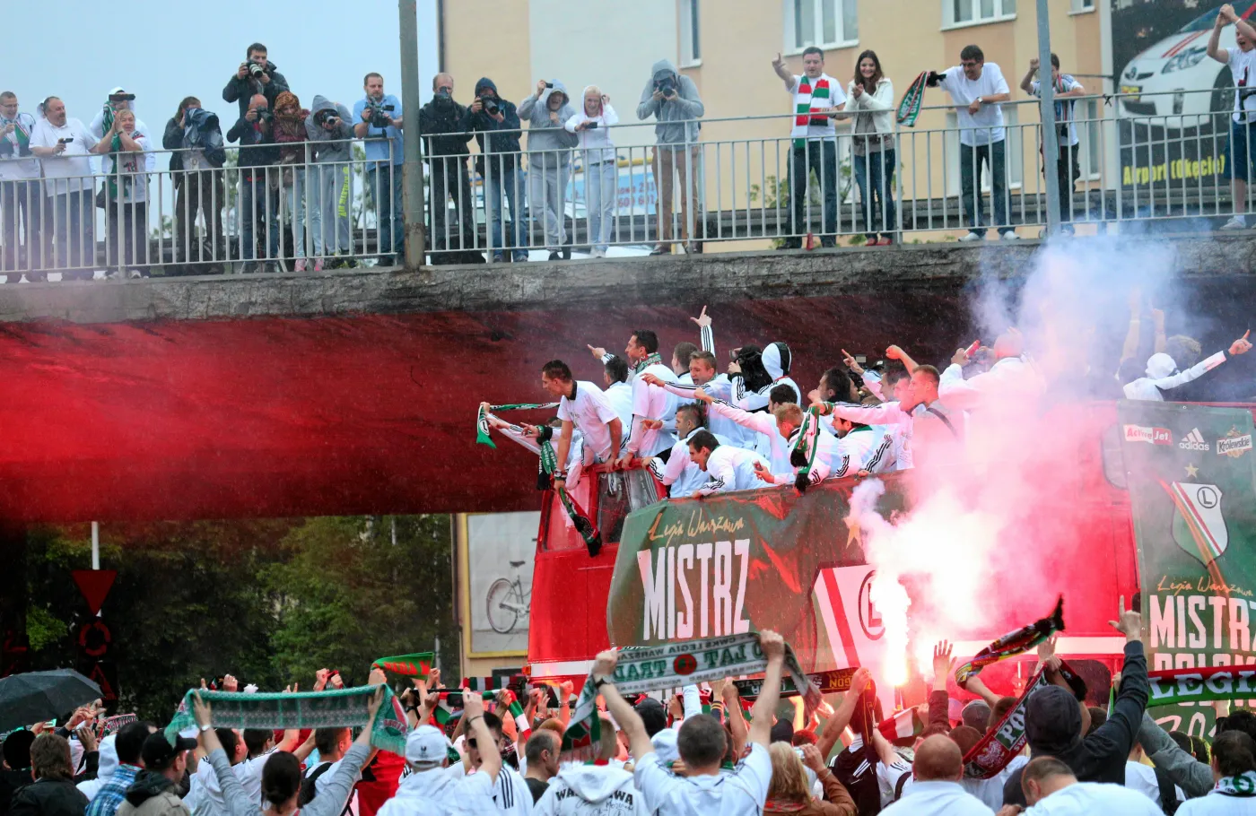 5041014-legia.jpg