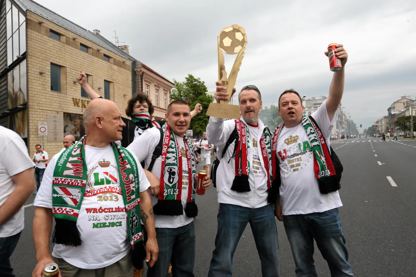 5041246-legia.jpg