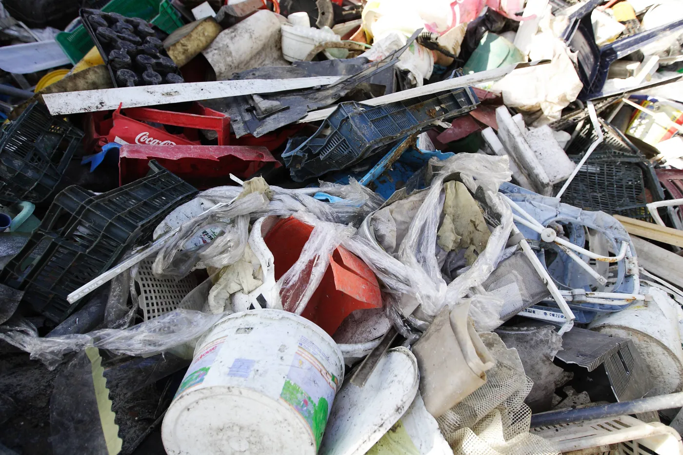 Warszawie grozi góra nieodebranych śmieci? Przetargów nadal nie ma