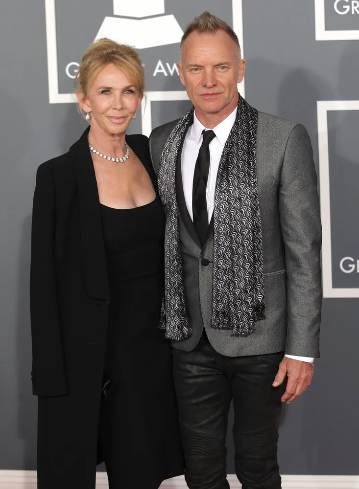 5447669-sting.jpg