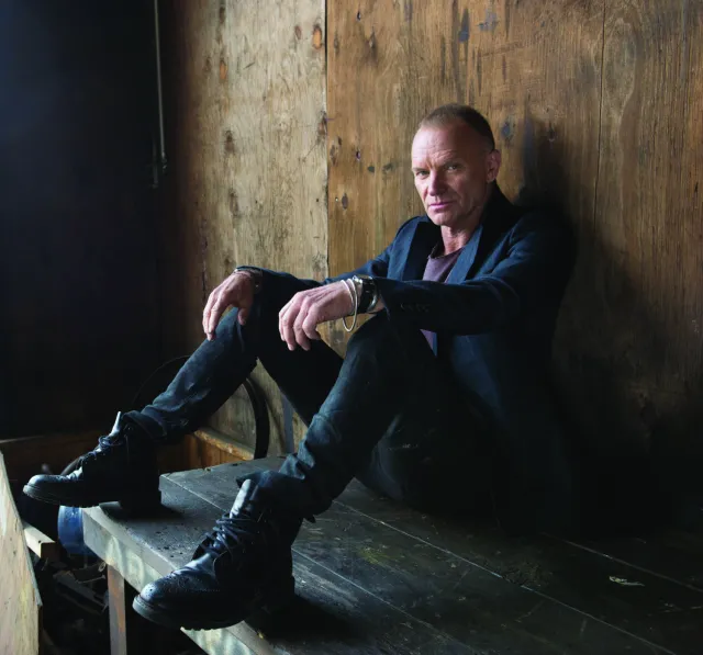 Sting rusza ostatnim statkiem i zdobywa złoto w dniu premiery