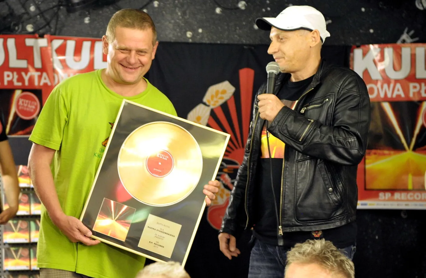5077287-kult.jpg