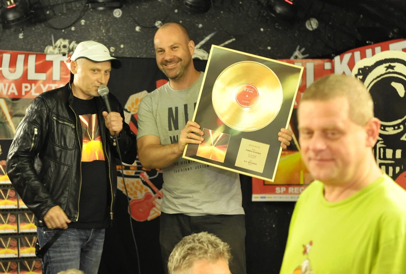 5077316-kult.jpg