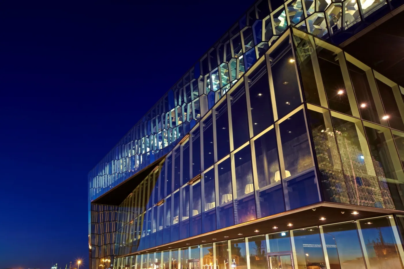 5164843-harpa.jpg