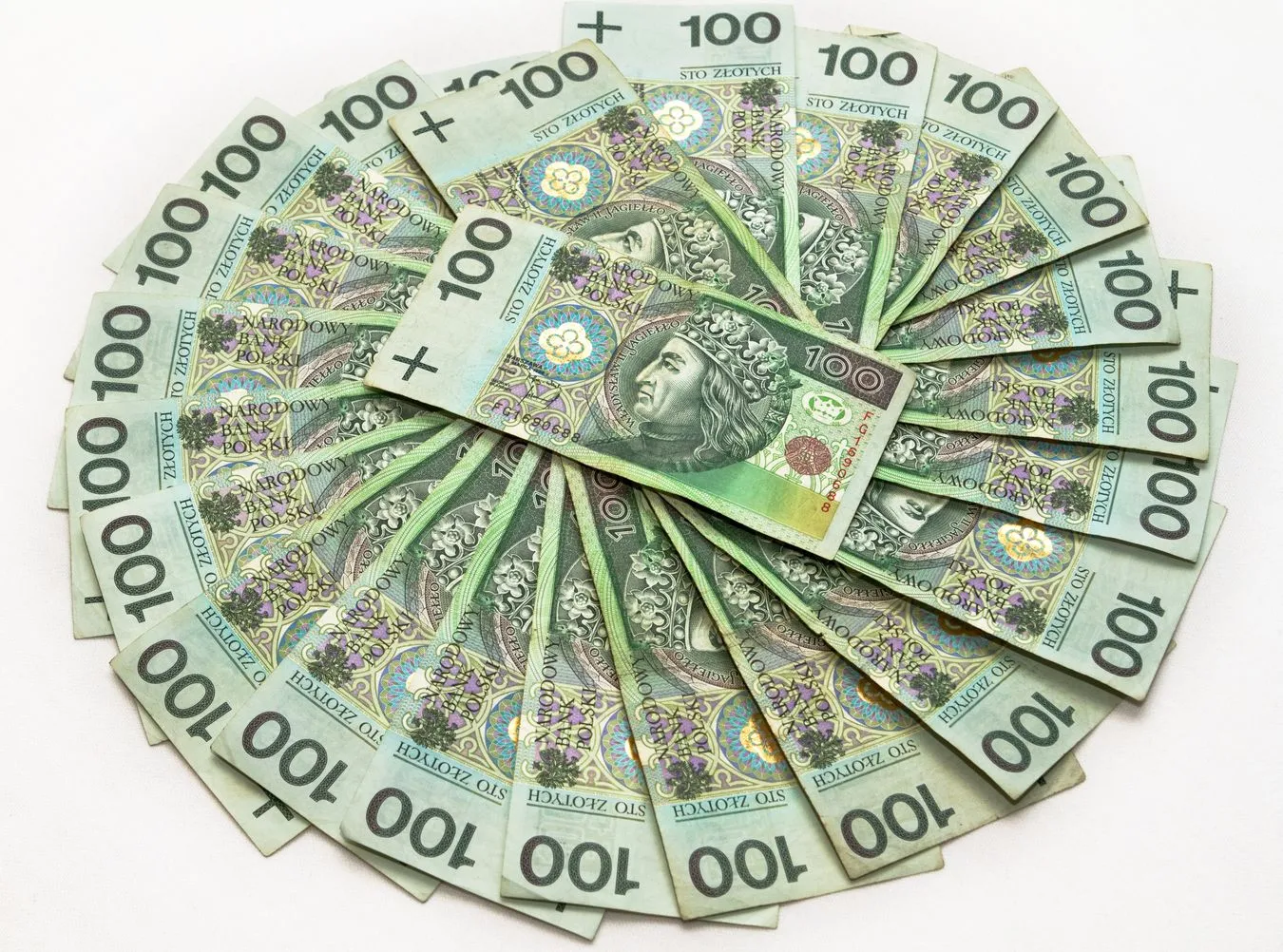 Skarb Państwa zadłuża się coraz bardziej
