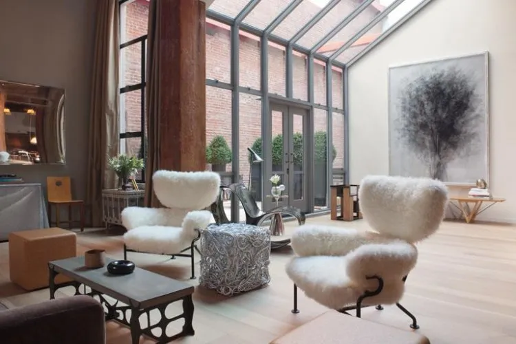 5704217-loft.jpg