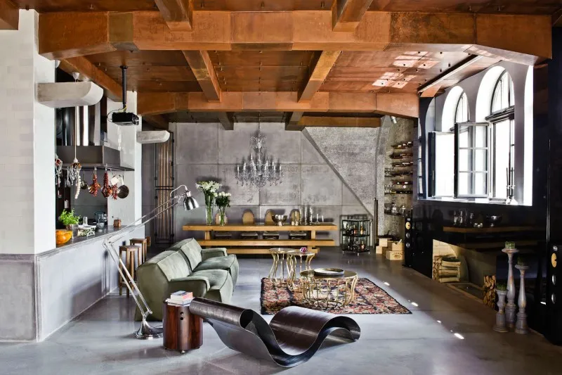5704251-loft.jpg
