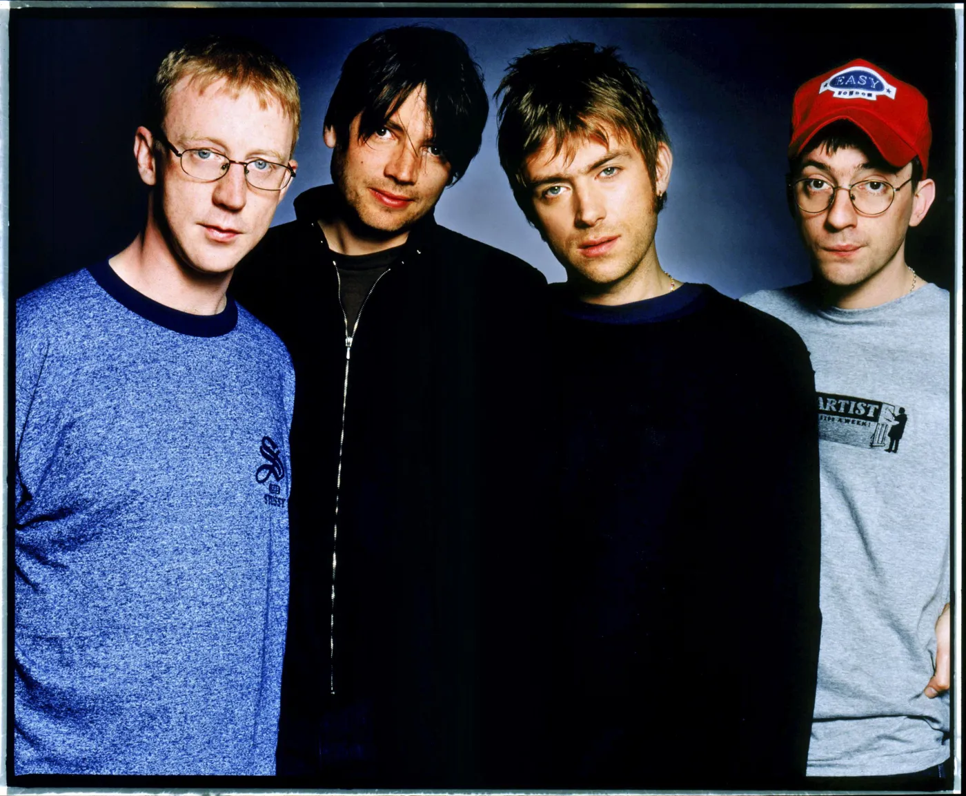 4288464-blur.jpg