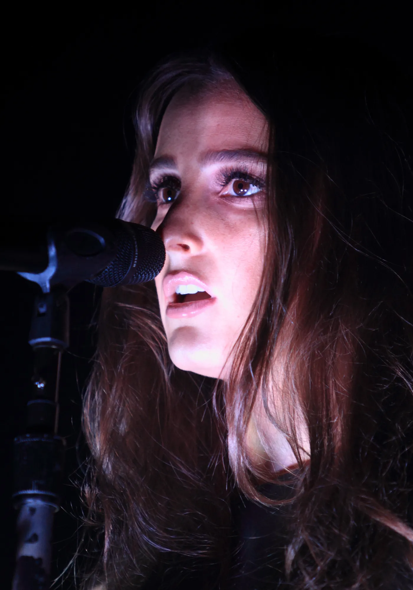 6223991-banks.jpg