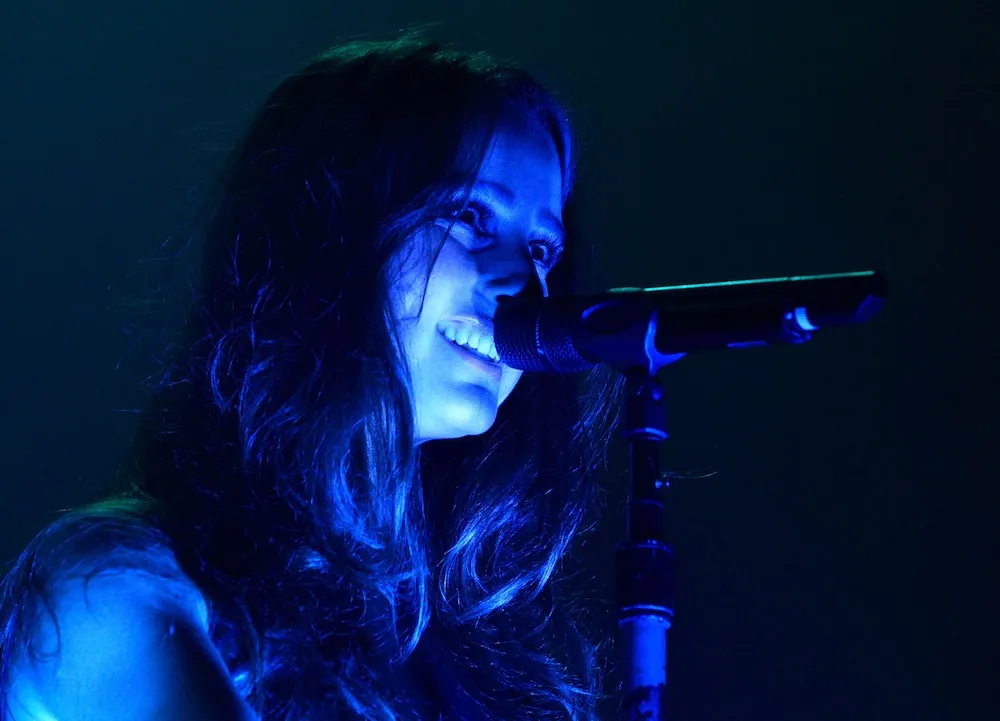 6224133-banks.jpg