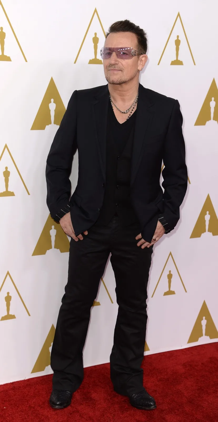 5926990-bono.jpg